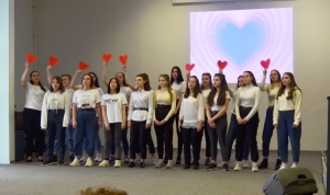 Долгожданный праздник состоялся: студенты пели о любви